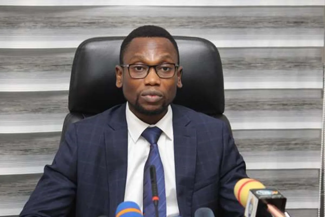 Benjamin Hounkpatin, ministre de la Santé