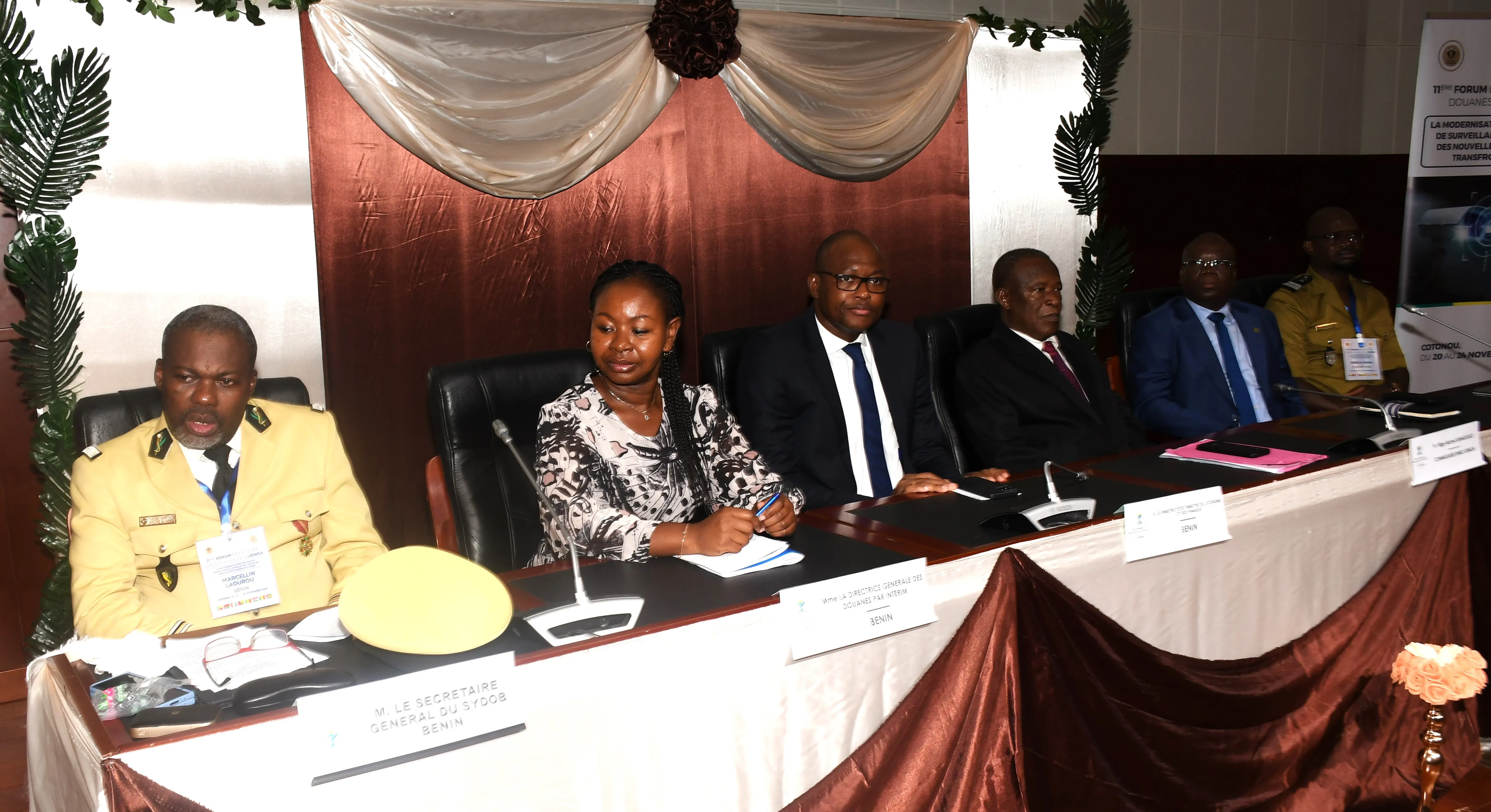 Les assises de Cotonou offrent l’occasion d’échanger sur les questions de sécurisation de la chaîne logistique et des frontières, afin de formuler...