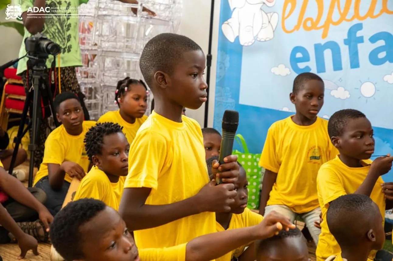 Le gouvernement entend développer l’industrie du livre et  ouvrir son Salon à l’international