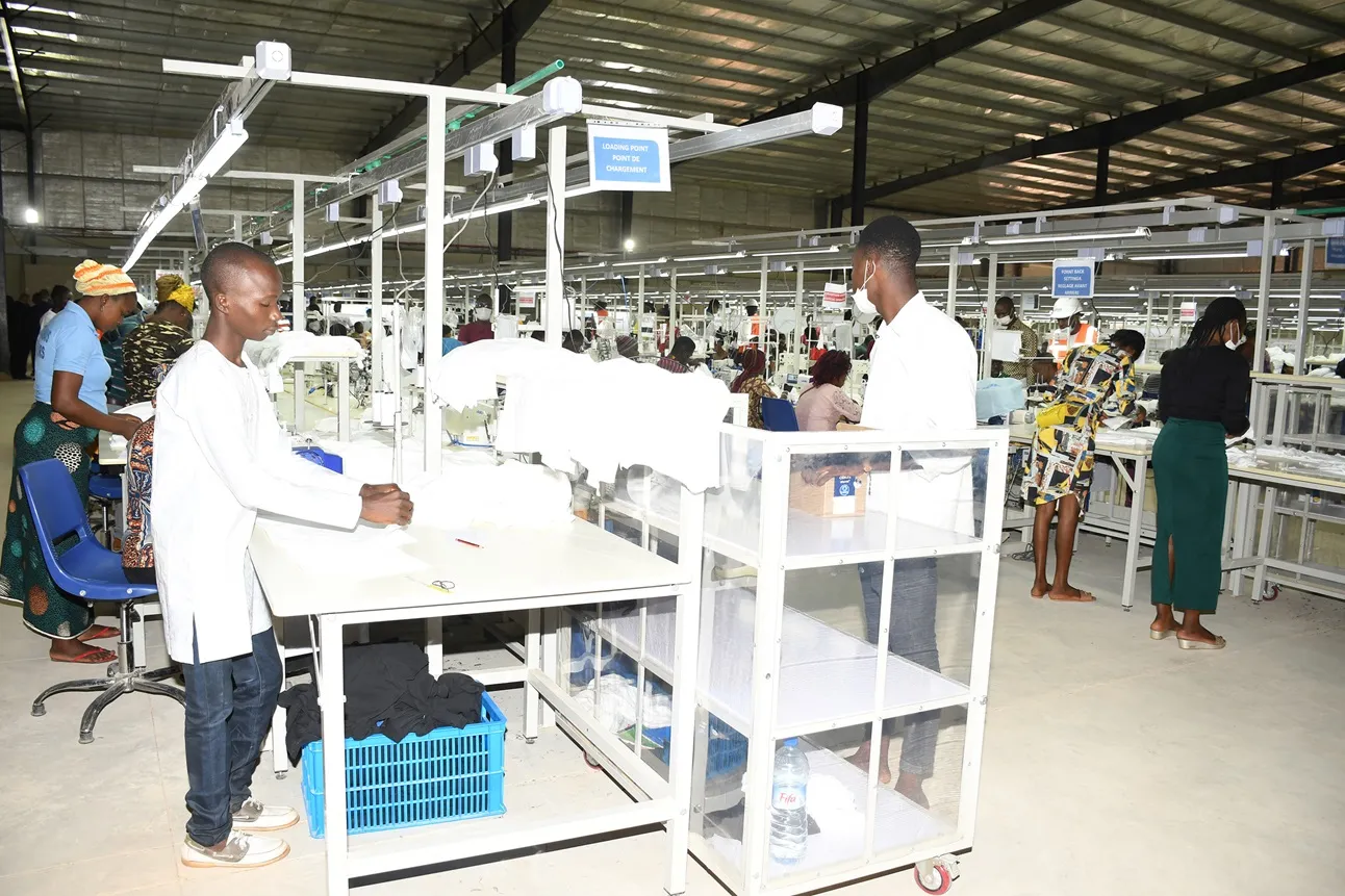 Les actions en faveur du secteur industriel contribueront à améliorer la croissance  économique et à réduire la pauvreté