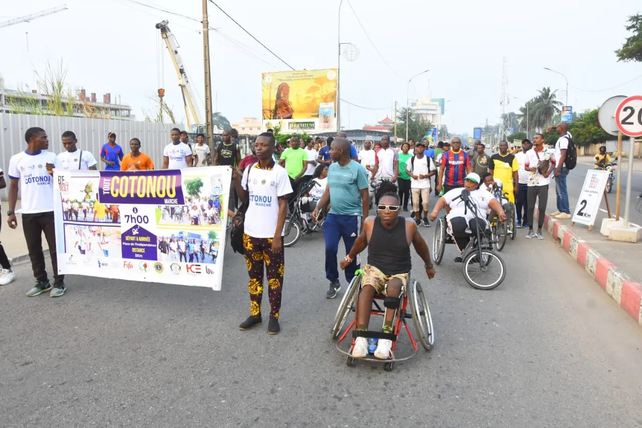 « Tout Cotonou marche », est une activité pour le bien-être et la santé  de tous les habitants de Cotonou