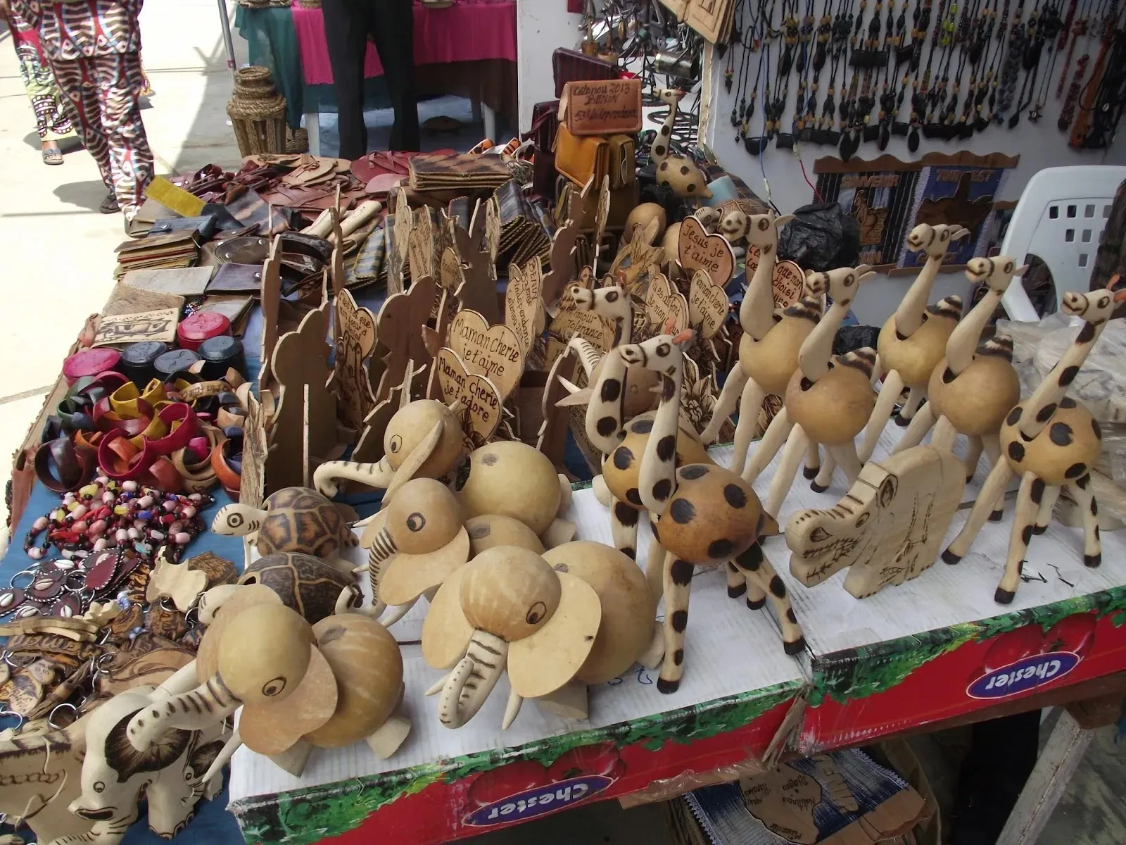 Des œuvres de décoration et d’autres produits ‘‘made in Benin’’ ou ‘‘made in Africa’’ demeurent l'autre attraction des Voduns Days