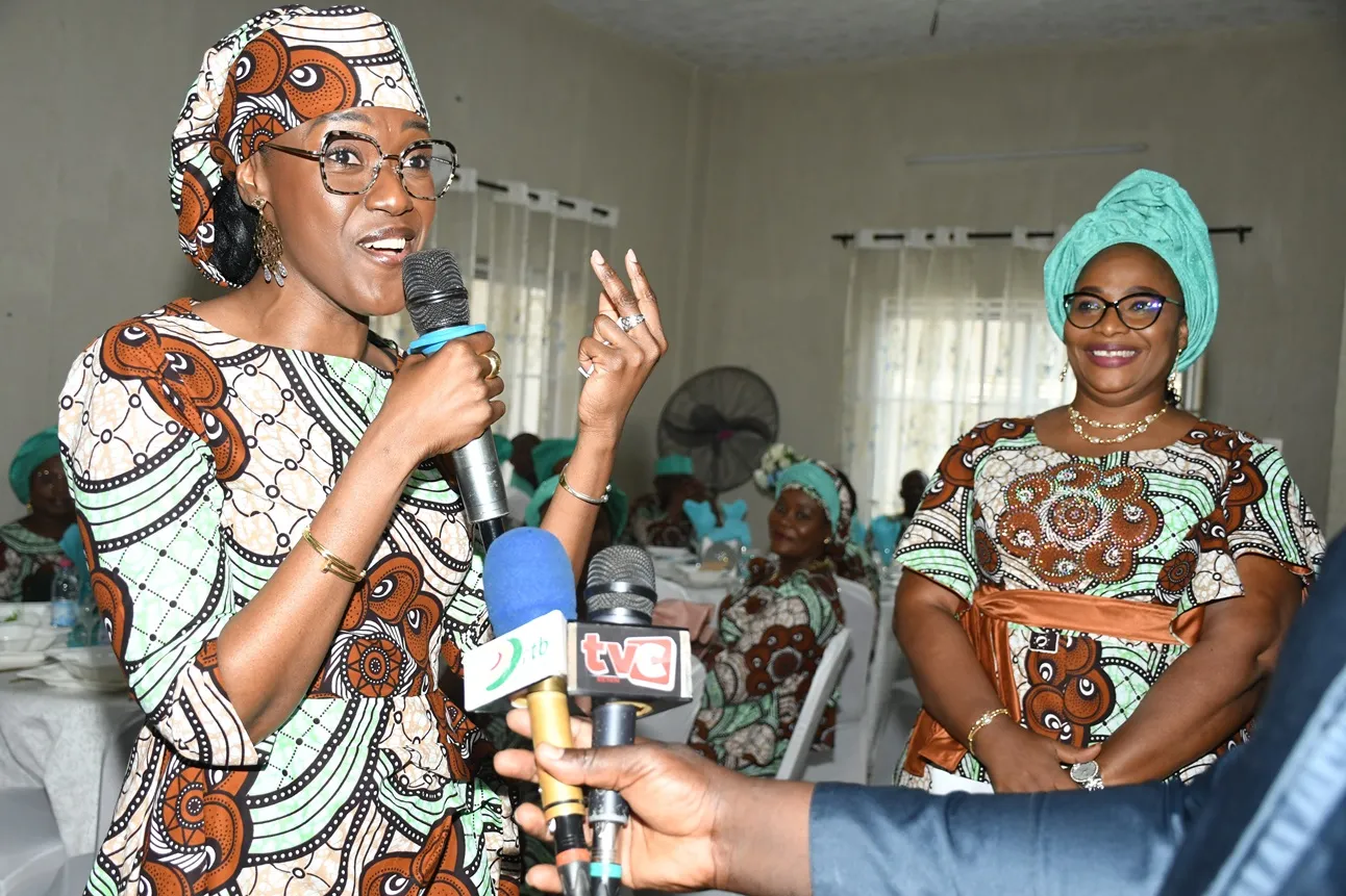 La ministre de l’Industrie et du Commerce encourage les femmes de  son département à maintenir la culture du leadership