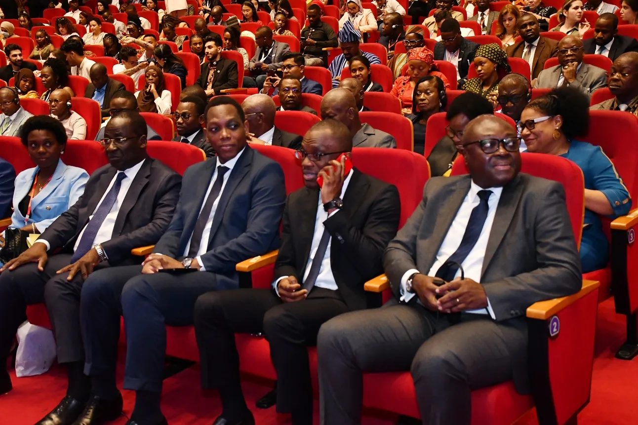 Les dirigeants invités à renforcer et approfondir la solidarité intergénérationnelle…