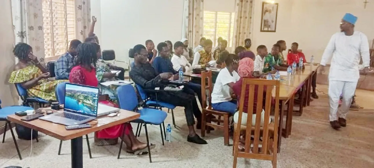 Les participants ont suivi avec une grande attention la formation