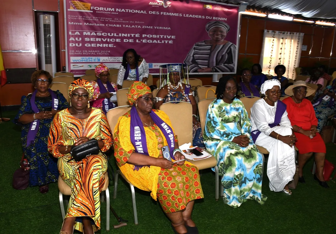 Une femme leader doit être capable de rouler même sur  des chemins tortueux