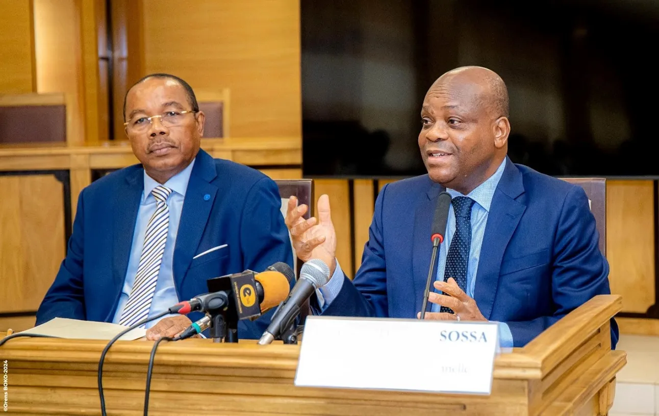 Cette visite de travail permettra aux deux Cours constitutionnelles…