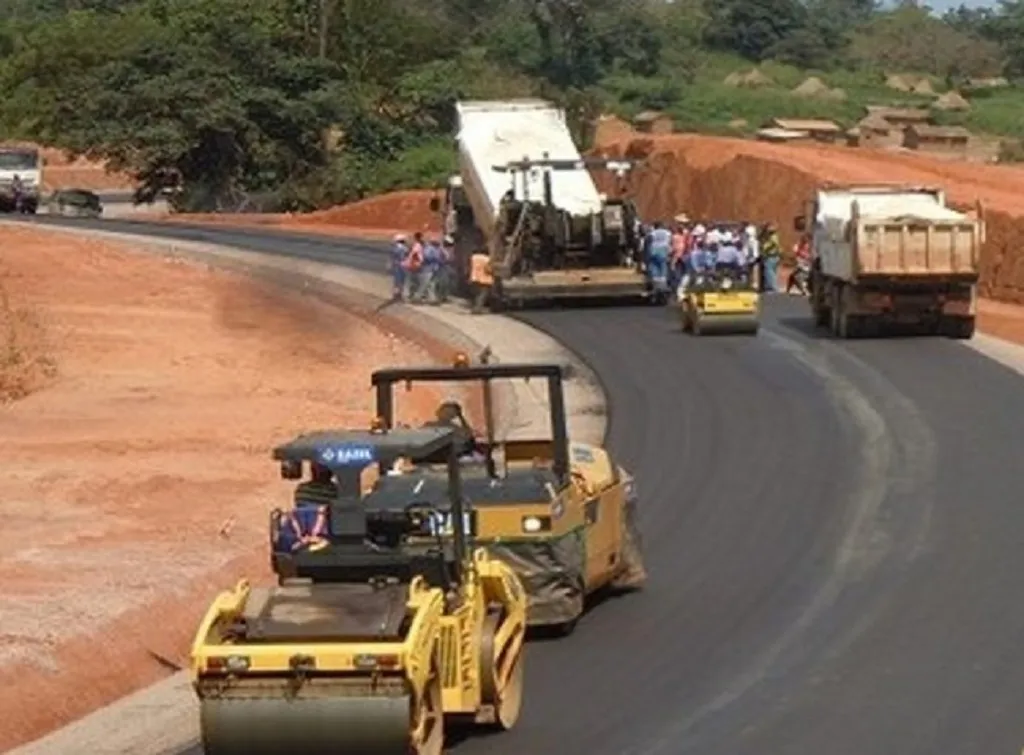 Le projet contribuera à la réduction de la pauvreté dans sa zone d’influence, à travers l’aménagement des infrastructures socio-économiques de base et le renforcement des  activités des femmes et autres groupes défavorisés