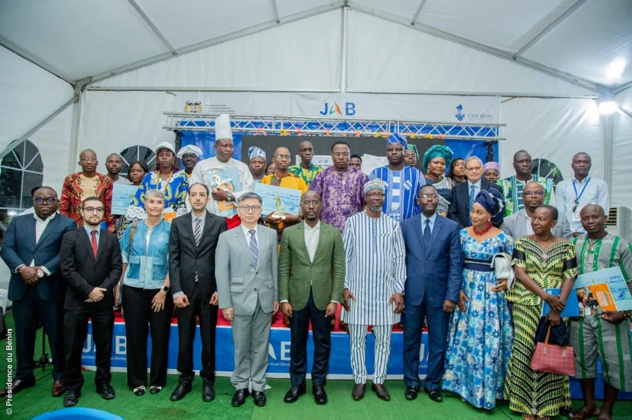 Les lauréats prennent l’engagement de mieux s’affi rmer pour  la valorisation de l’artisanat béninois