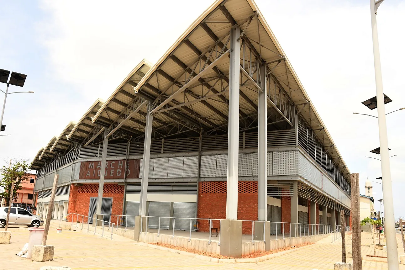 Les marchands officiellement enregistrés ont sélectionné...