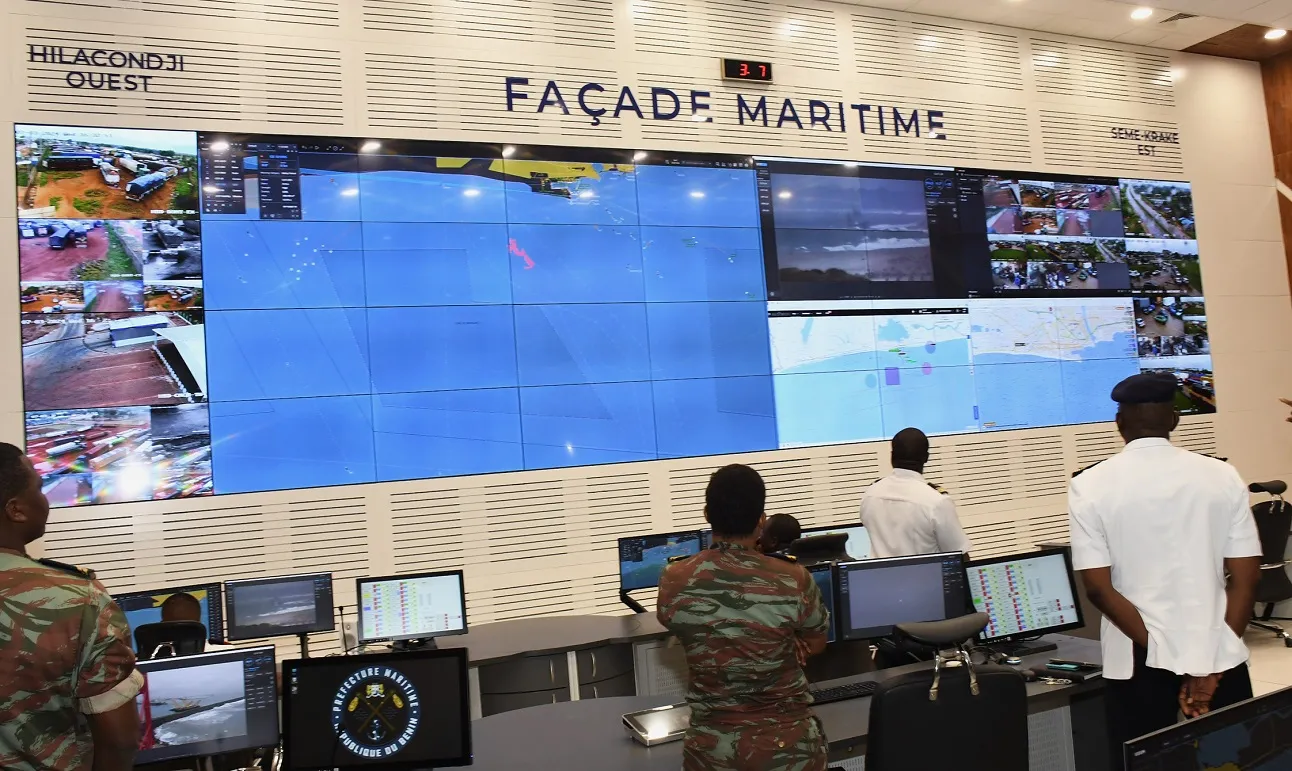 Toute la façade maritime du pays est surveillée en permanence,  sept jours sur sept, et 24 heures sur 24
