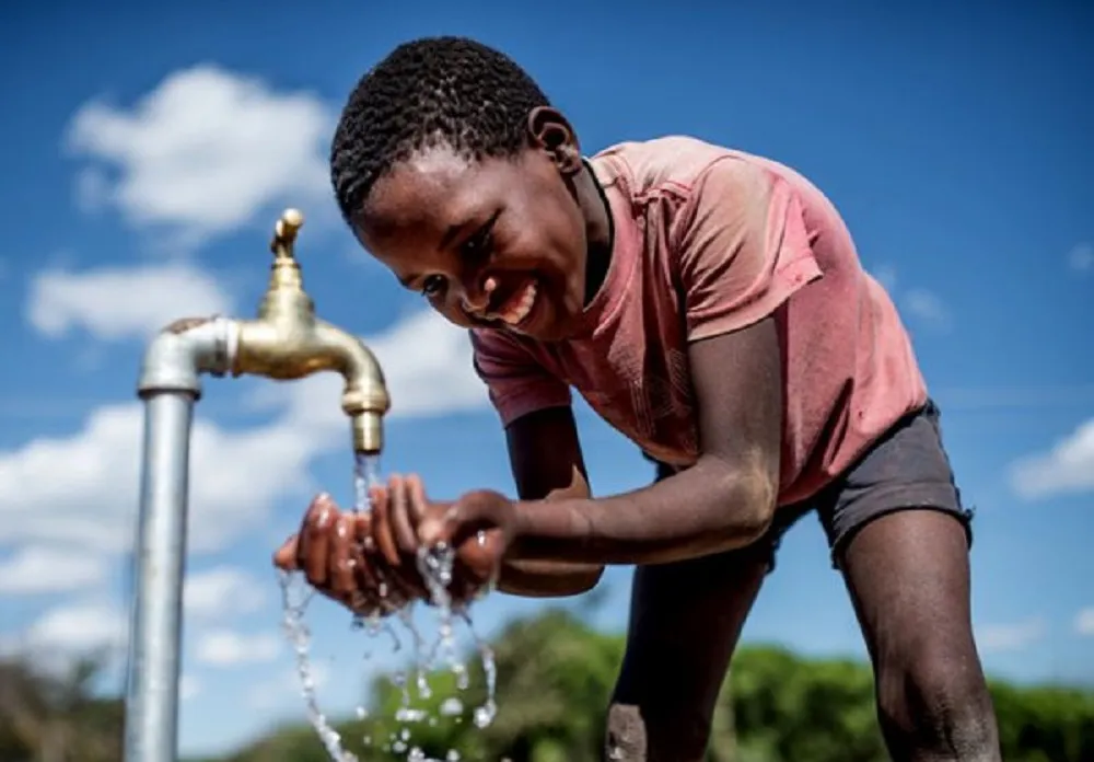 L'eau, source de vie, objet de toutes les contingences