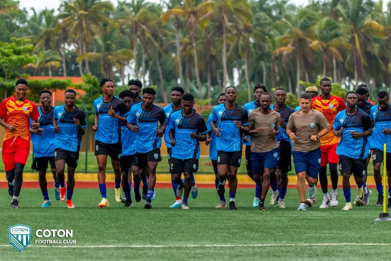 L'équipe de Coton Fc au complet pour l'exploit ce week-end