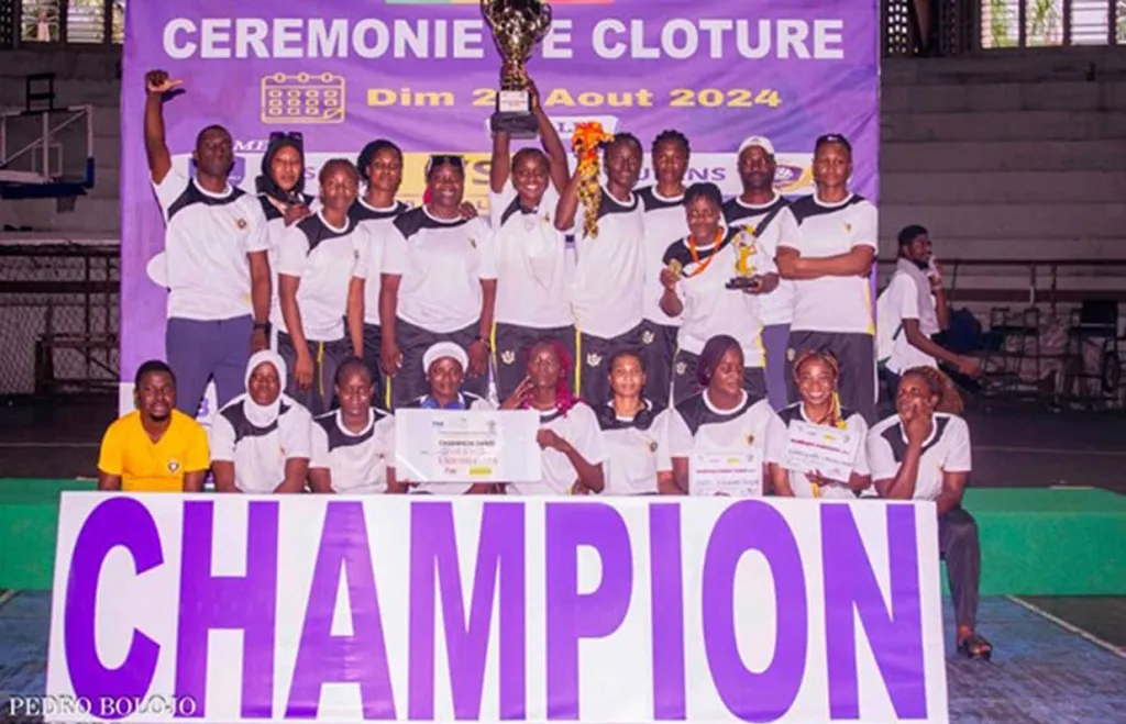 Queens Vbc conserve son titre pour la troisième fois de suite