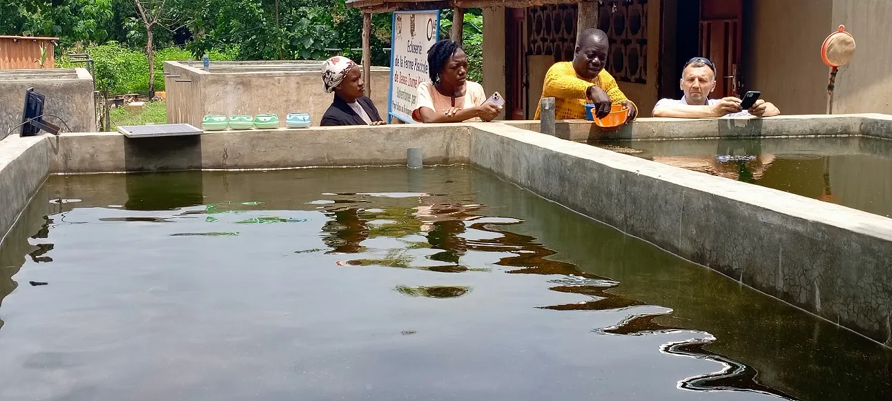 L'un des centres de production locale d’aliments de poissons érigés