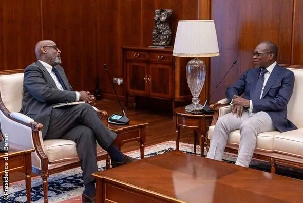 Le président Patrice Talon échangeant avec Abebe Aemro Selassie, directeur du département Afrique du Fonds monétaire international