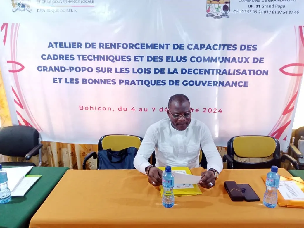 Le maire de Grand-Popo ouvrant les travaux de l’atelier