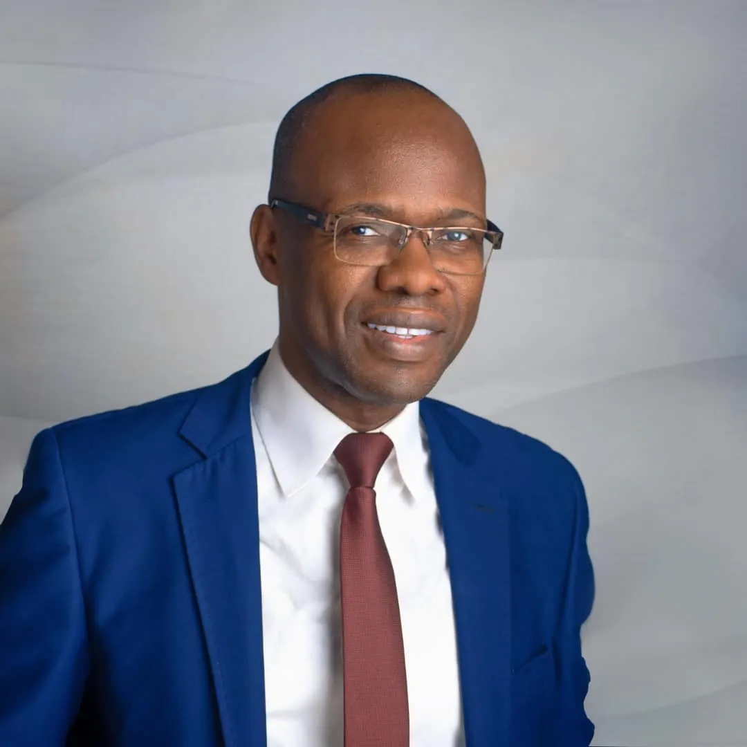 Dr Julien C. Hounkpè