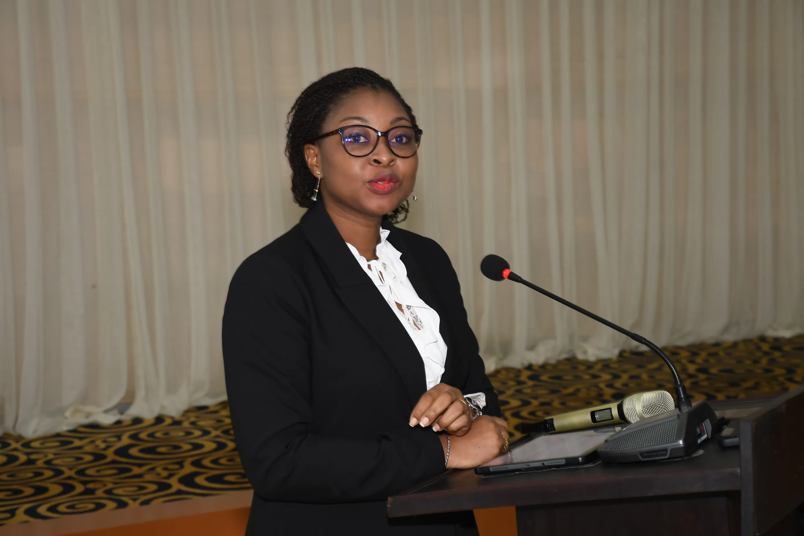 A en croire la ministre Aurélie Adam Soulé Zoumarou, le gouvernement affirme sa volonté de transformer les médias publics à travers cet accompagnement aux producteurs