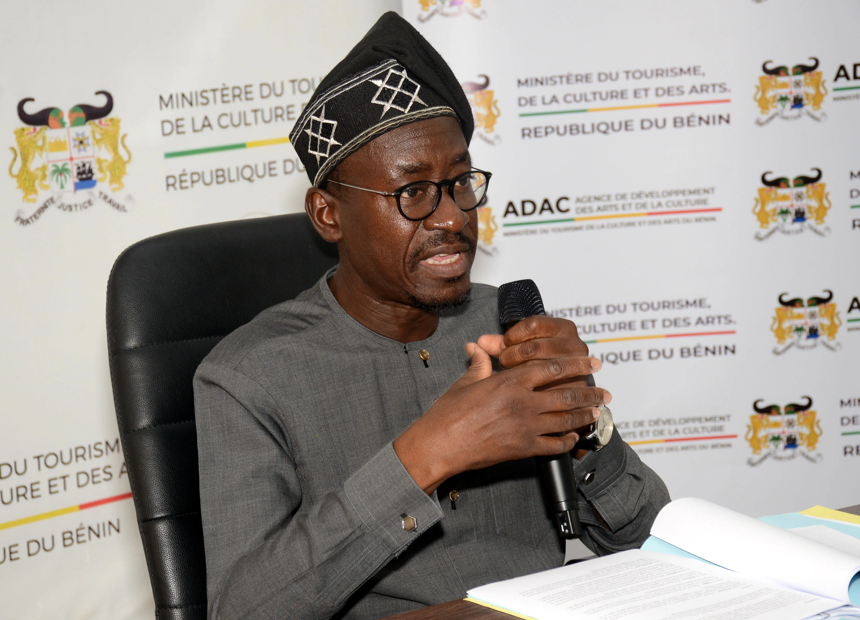 Peu à peu, les écoles de métiers se mettent en place