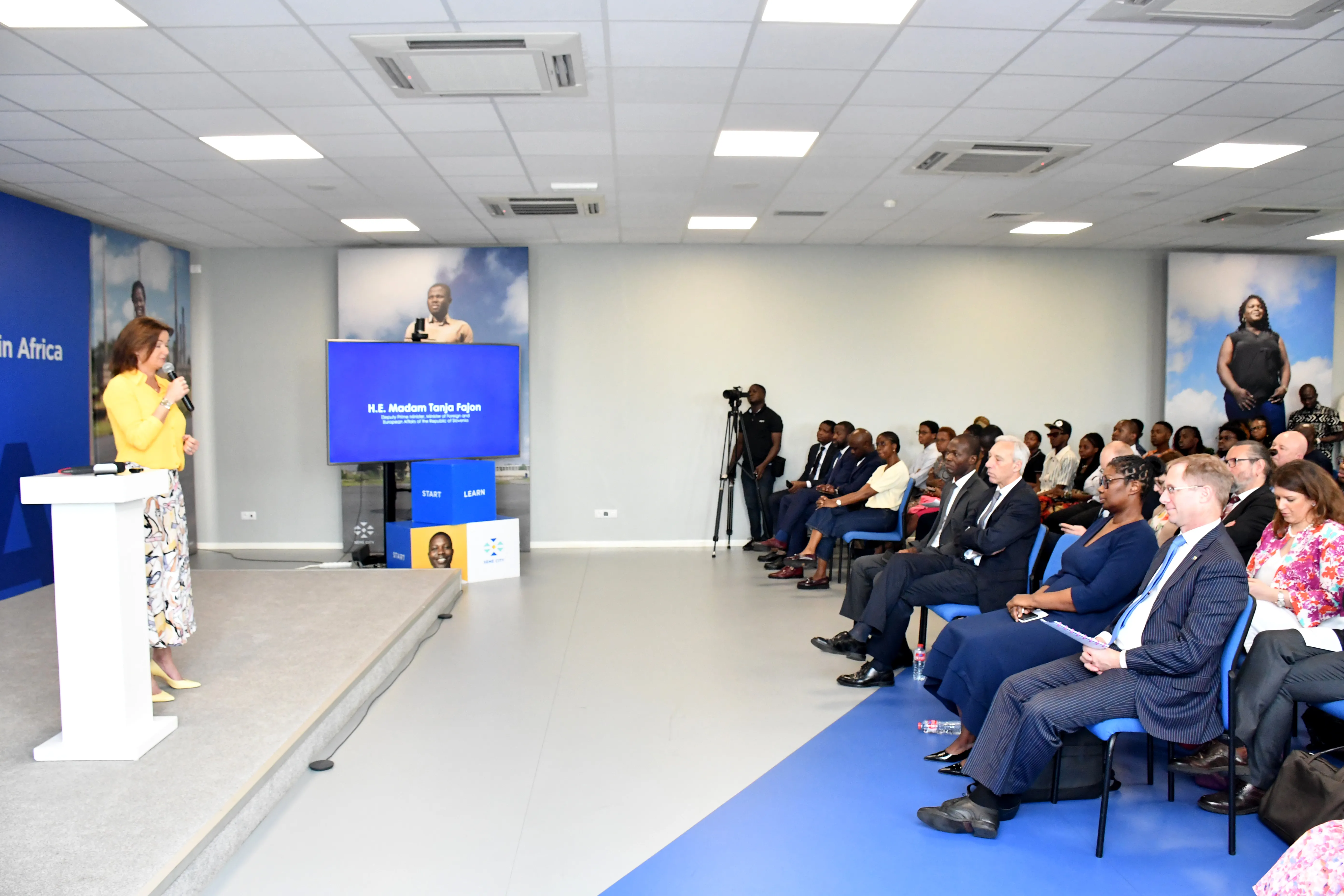 Sèmè City et ses étudiants ont émerveillé l’hôte