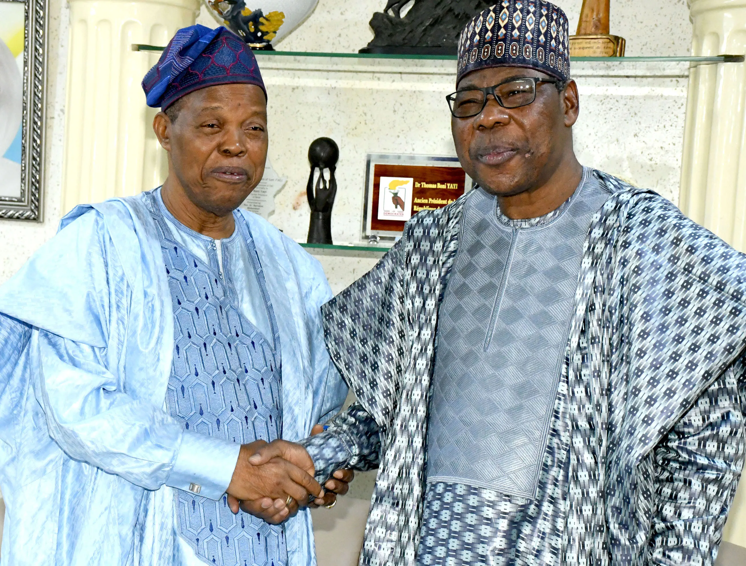 Le médiateur de la République s’est rendu au domicile de  l’ancien chef de l’État, Boni Yayi...