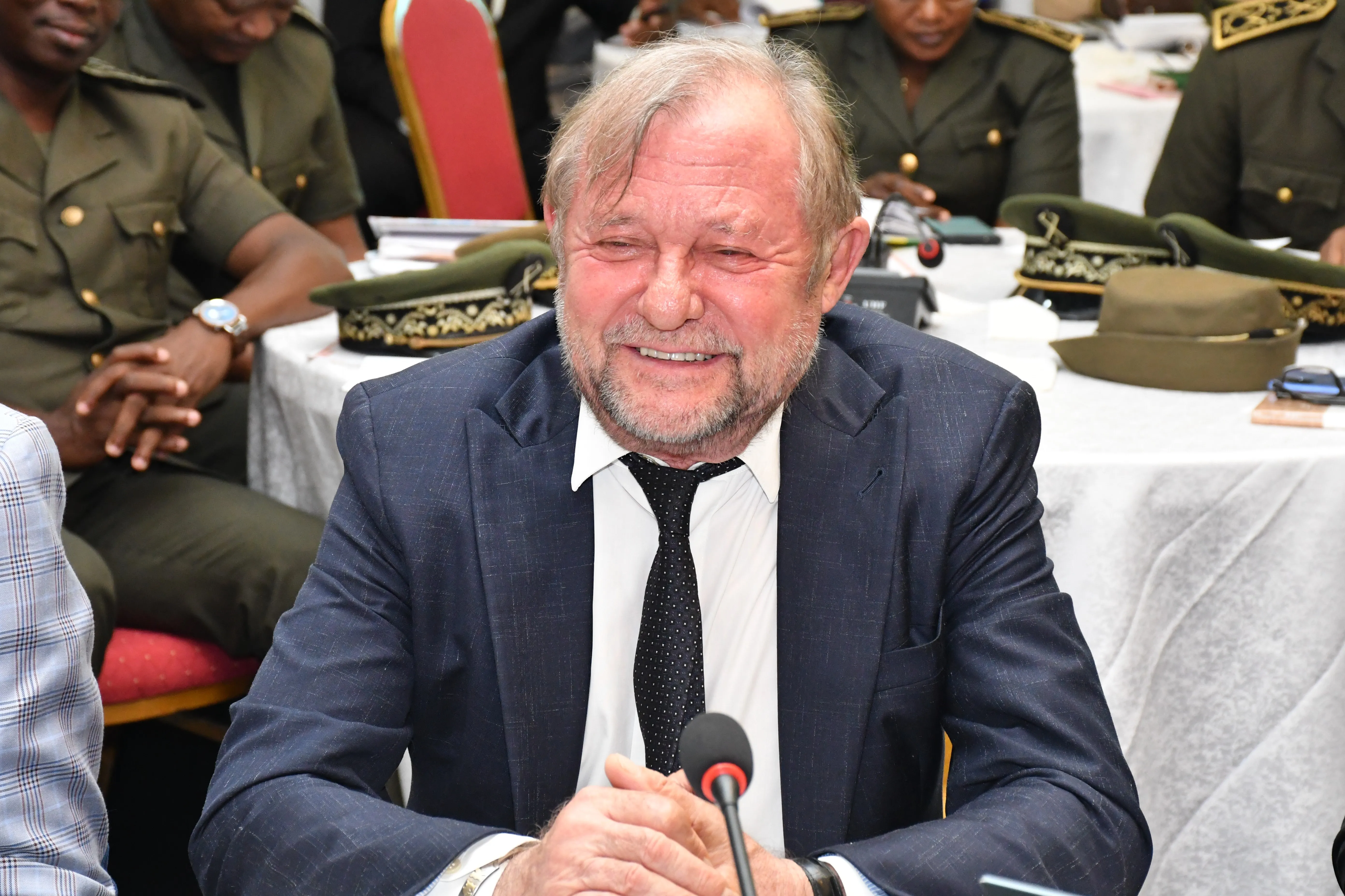 André-Marie Kaczmarek, directeur général de la Sbee, confiant d’atteindre le million d’abonnés à fin 2025, tout en améliorant l’accès à l’électricité, en particulier en milieu rural