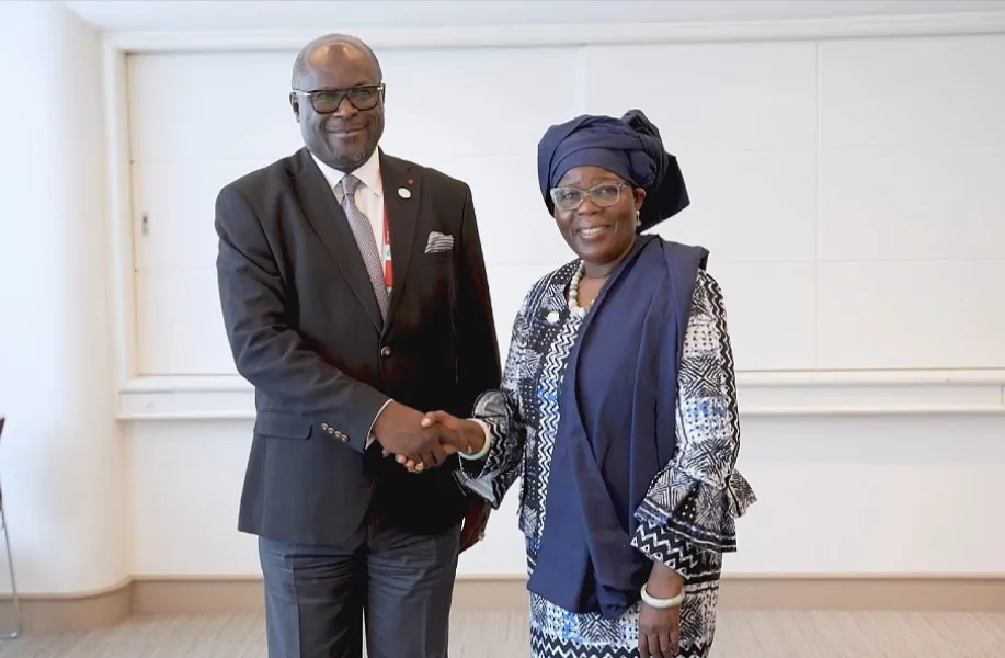 Mariam Chabi Talata (à droite) et Michel Régis Onanga Mamadou Ndiaye