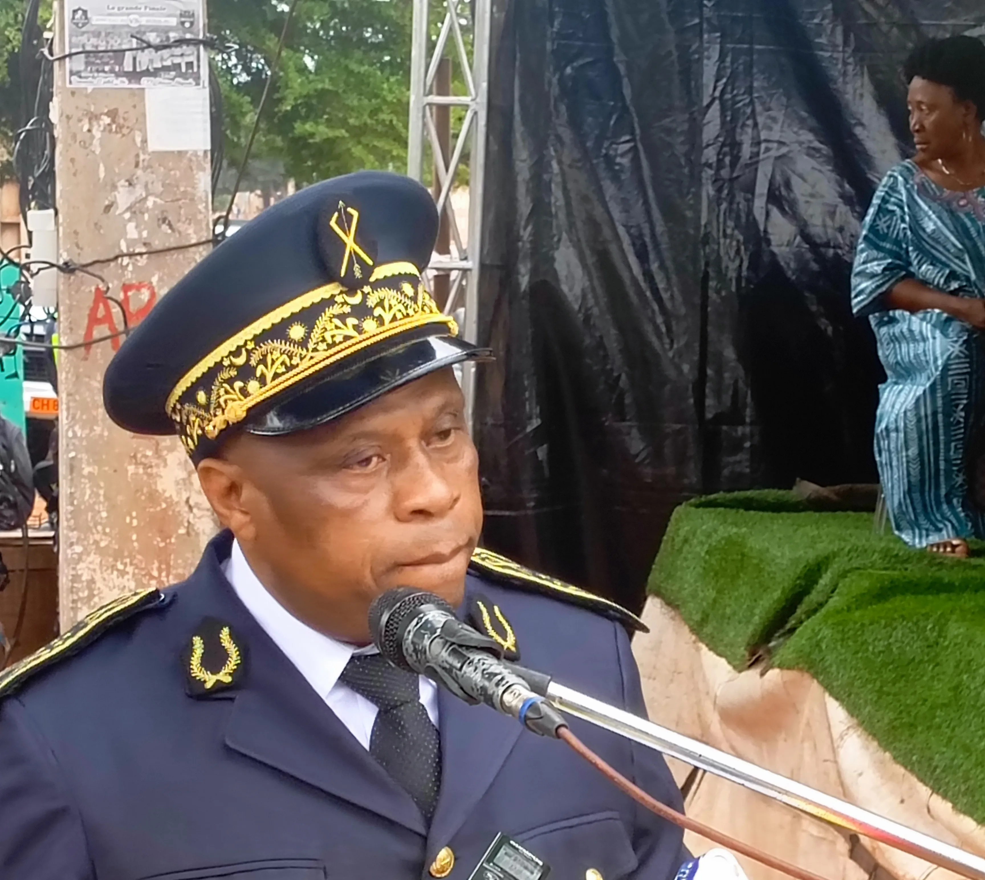 Le fonctionnement des organes et la gestion financière des neuf communes préoccupe le préfet Valère Sètonnougbo