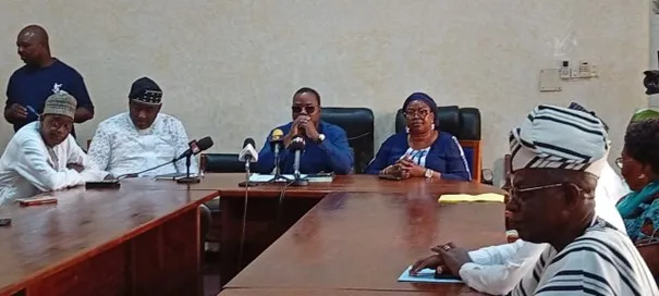 Les députés Up-R lors de la conférence de presse