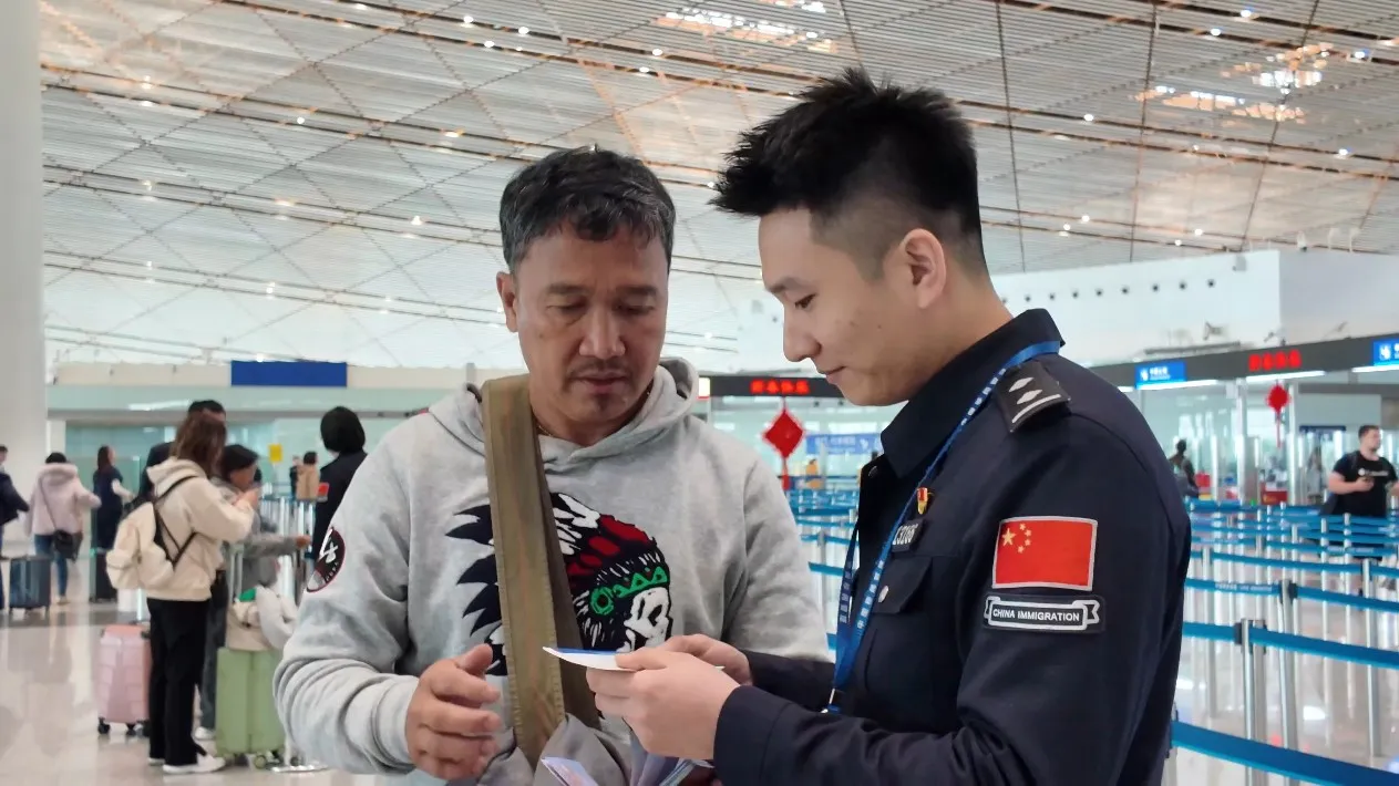 Des touristes venant d'autres pays inondent la Chine