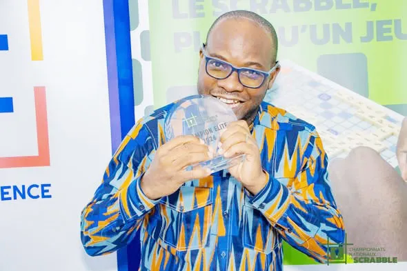 Le scrabbleur international béninois Nicanor Covi réalise  enfin son rêve en Elite Duplicate