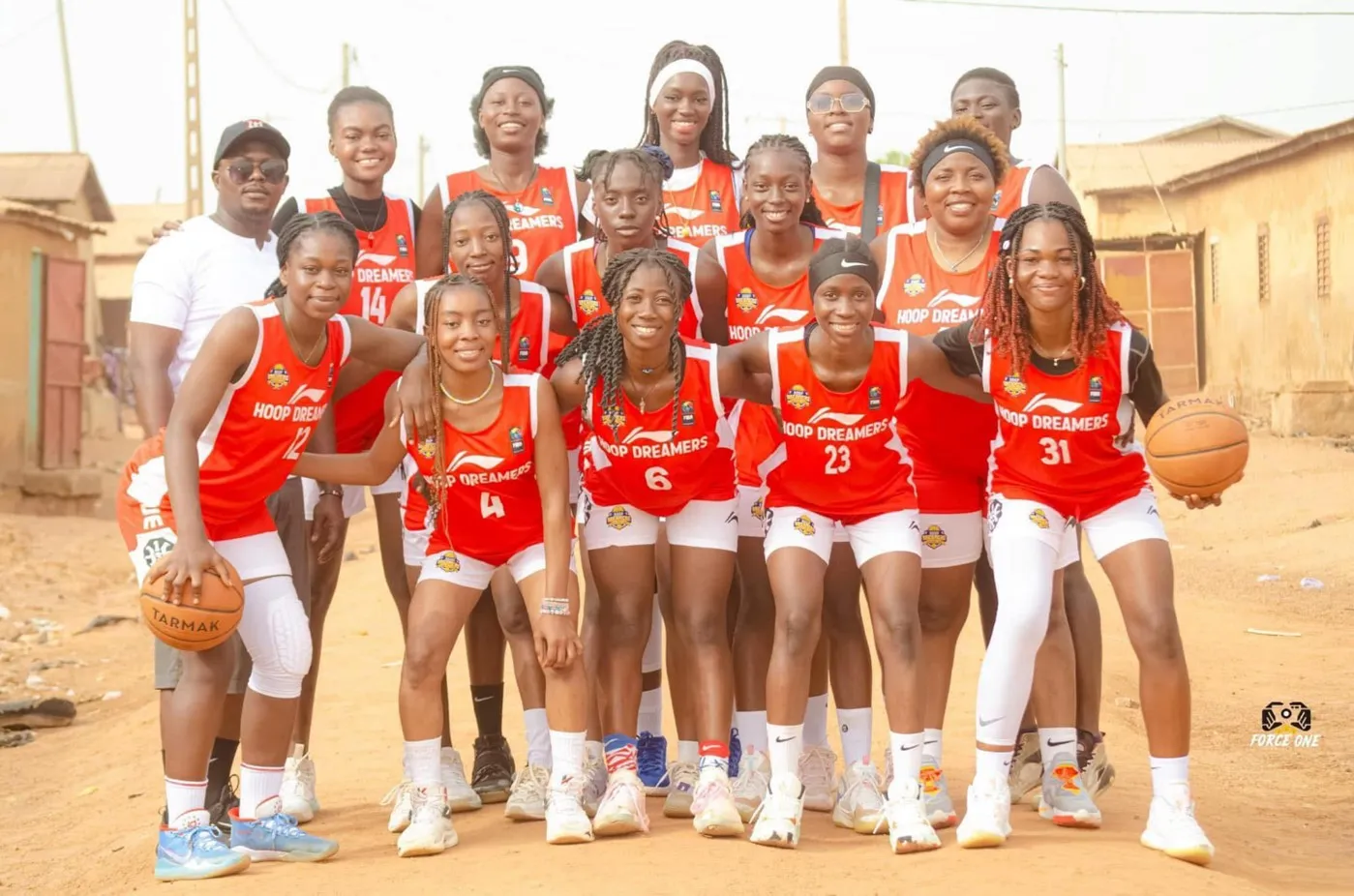 Hoop Dreamers termine avec trois victoires et une défaite