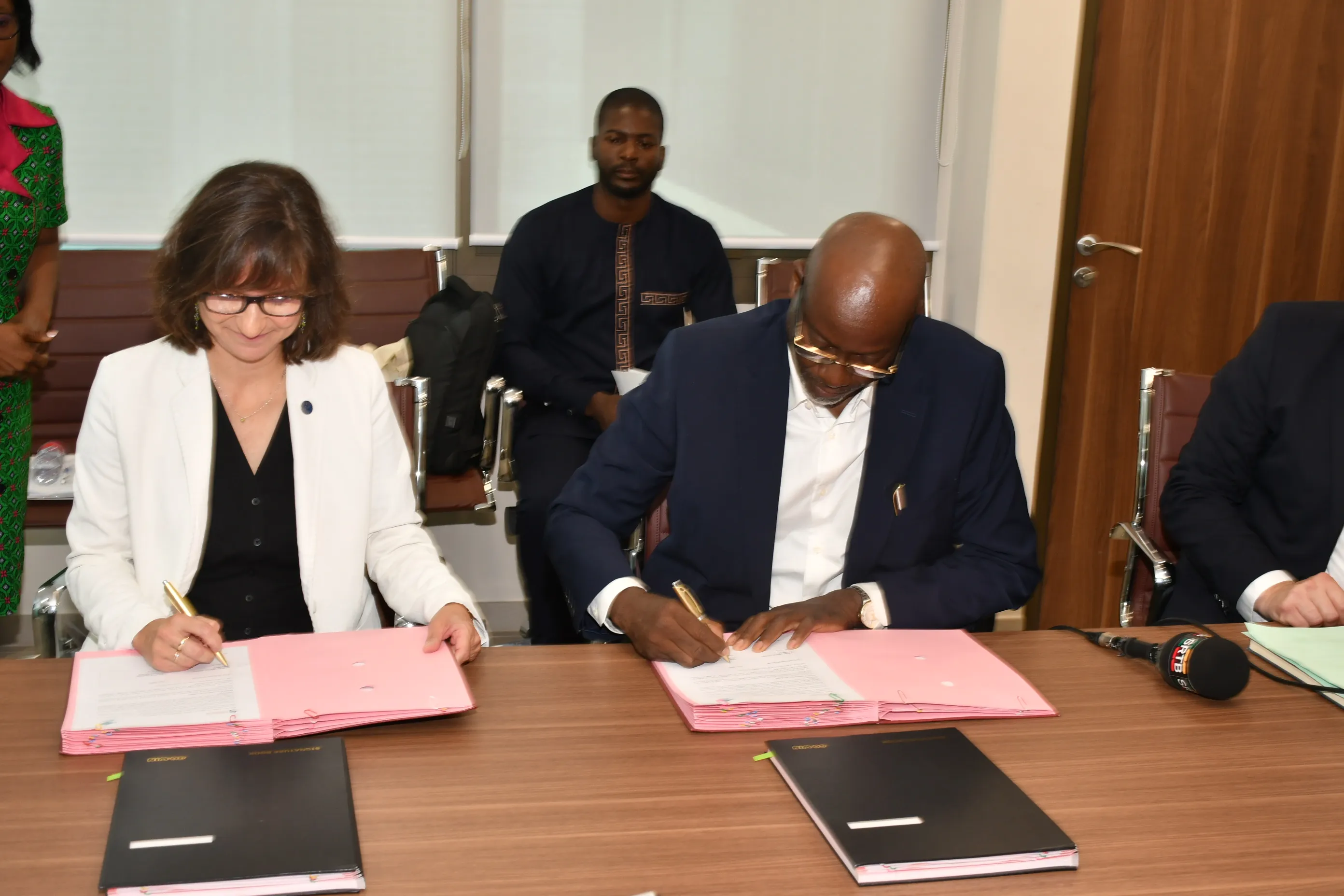 La signature de l'accord entre Sciti et Sorbonne université ouvre une nouvelle page de coopération académique entre  le Bénin et la France