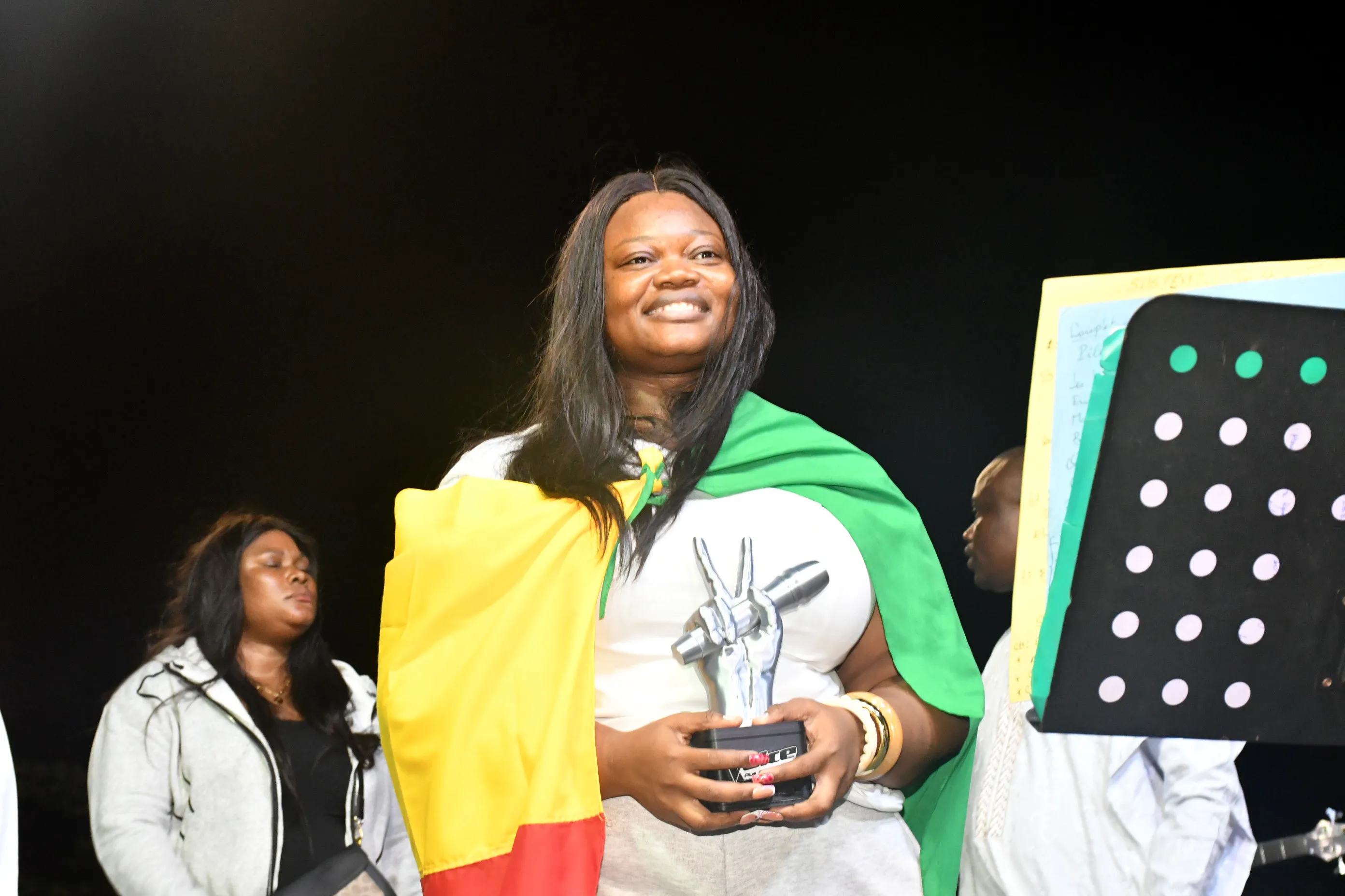 Saara Houansou, une artiste pleine confirmée par the Voice  Afrique francophone